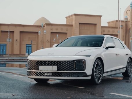2024 Hyundai Grandeur VII, белый, 3980843 рублей, вид 2