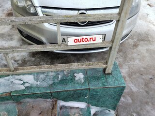 2005 Opel Zafira B, серебристый, 580000 рублей, вид 1