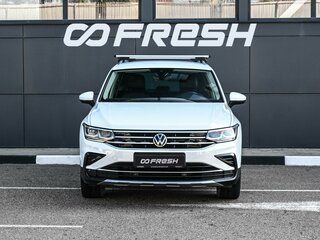 2020 Volkswagen Tiguan II Рестайлинг, белый, 2969000 рублей, вид 3