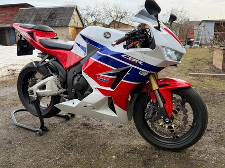 2014 Honda CBR 600RR, белый, 750000 рублей, вид 2