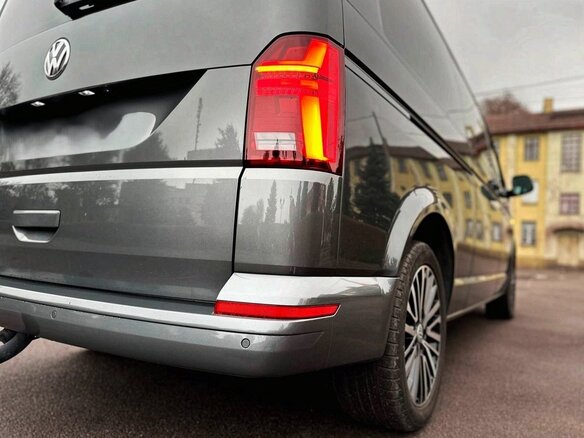 2022 Volkswagen Caravelle Long T6 Рестайлинг, серый - вид 5