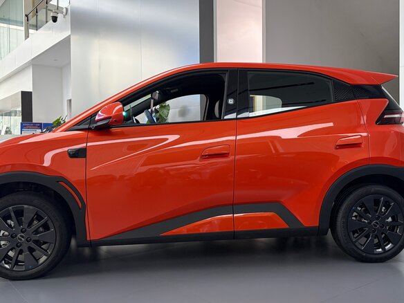 2026 BYD Seagull 38.88 kWh I, белый - вид 8