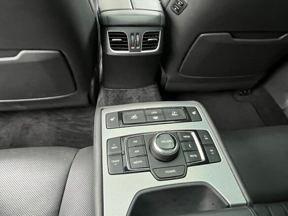 2019 Genesis G80 I, синий, 2300000 рублей - вид 18