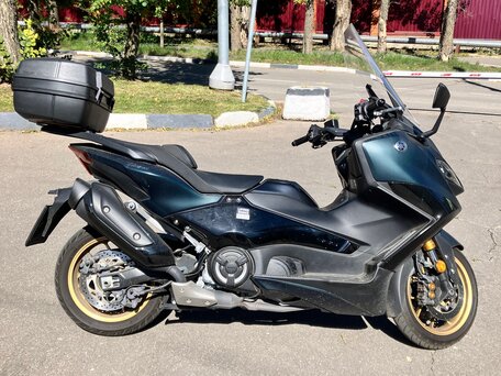 2022 Yamaha TMAX, чёрный, 1400000 рублей, вид 3