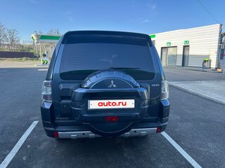 2008 Mitsubishi Pajero IV, серый, 1390000 рублей, вид 4
