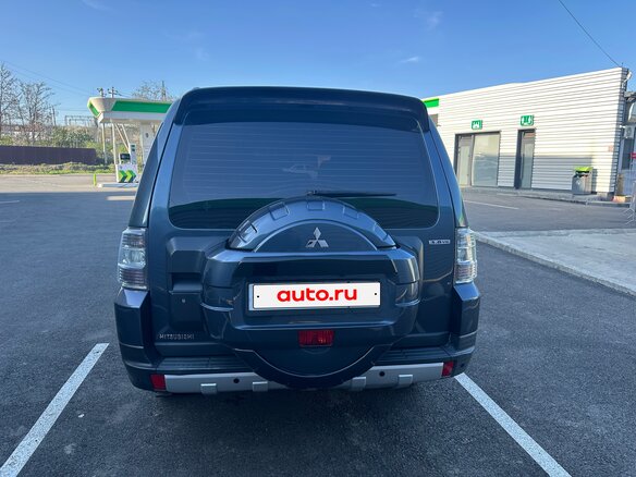 2008 Mitsubishi Pajero IV, серый, 1390000 рублей - вид 3