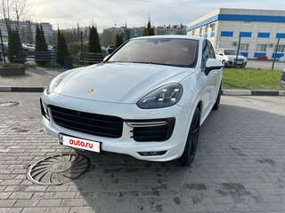 2017 Porsche Cayenne GTS II Рестайлинг (958), белый, 4900000 рублей, вид 1