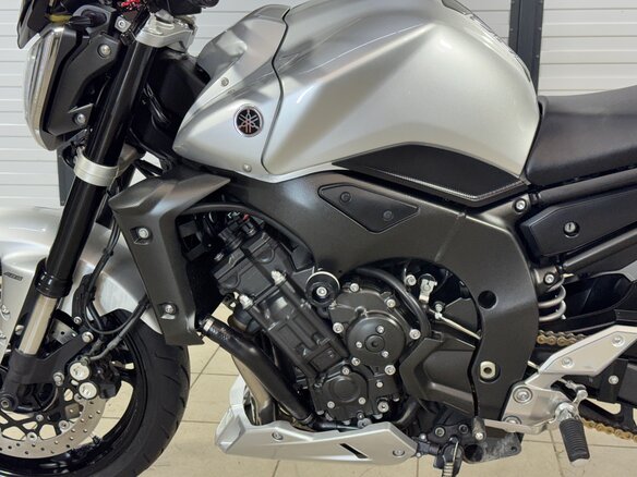 2011 Yamaha FZ1, серебристый, 695000 рублей - вид 15