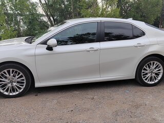 2019 Toyota Camry VIII (XV70), белый, 2350000 рублей, вид 5