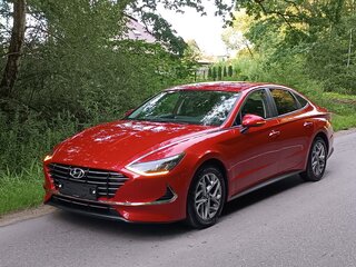 2019 Hyundai Sonata VIII (DN8), красный, 2200000 рублей, вид 2