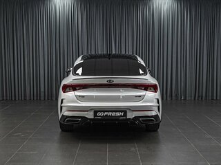 2021 Kia K5 III, белый, 2669500 рублей, вид 4