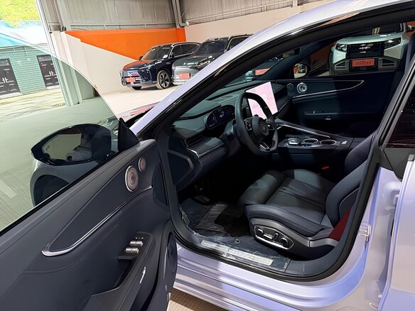2026 Zeekr 001 103 kWh I Рестайлинг 2, фиолетовый, 11130000 рублей - вид 5