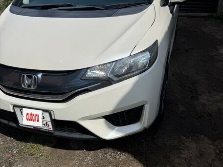 2013 Honda Fit III, белый, 870000 рублей, вид 4