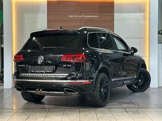 2016 Volkswagen Touareg II Рестайлинг, чёрный, 2499990 рублей, вид 4
