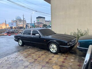 1997 Jaguar XJ Long II (X308), чёрный, 1300000 рублей, вид 3