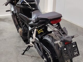 2024 Honda CBR 650R, чёрный, 1049000 рублей, вид 3