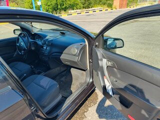 2010 Chevrolet Aveo I Рестайлинг, чёрный, 350000 рублей, вид 3