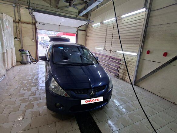 2008 Mitsubishi Grandis I, синий, 870000 рублей - вид 1