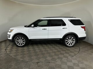 2016 Ford Explorer V Рестайлинг, белый, 2600000 рублей, вид 5