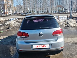 2009 Volkswagen Golf VI, серебристый, 650000 рублей, вид 2