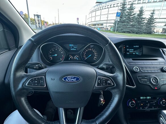 2018 Ford Focus III Рестайлинг, белый, 1150000 рублей - вид 12