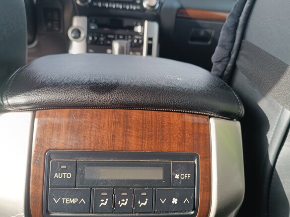 2010 Toyota Land Cruiser Prado 150 Series, золотистый, 2740000 рублей - вид 23