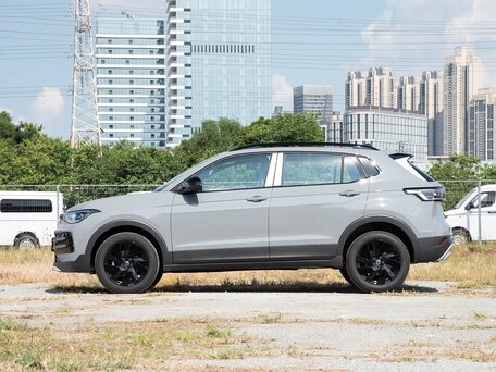 2026 Volkswagen Tharu XR, серый, 1990000 рублей, вид 3