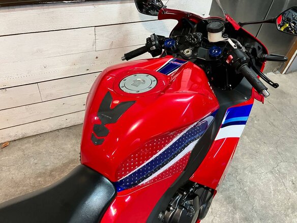 2020 Honda CBR 600RR, красный, 1195000 рублей - вид 8