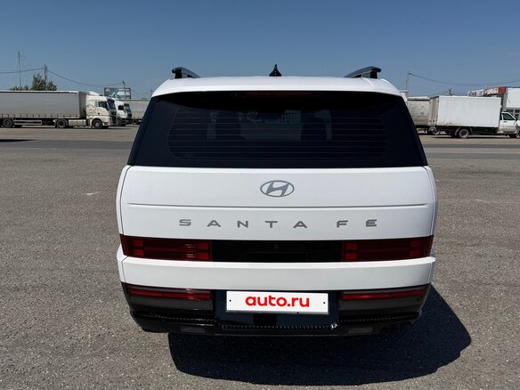 2024 Hyundai Santa Fe V (MX5), белый, 4600000 рублей - вид 2