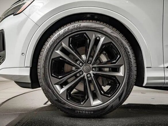 2026 Audi Q7 55 TFSI II (4M) Рестайлинг 2, белый, 7910882 рублей - вид 7