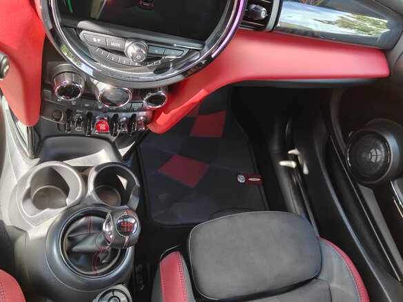 2018 Mini Hatch JCW III (F55/F56), серый, 5000000 рублей - вид 17
