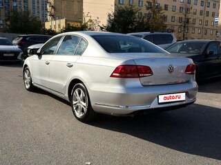 2011 Volkswagen Passat B7, серебристый, 800000 рублей, вид 4