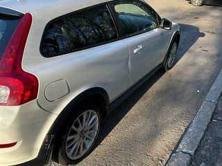 2012 Volvo C30 I Рестайлинг, белый, 800000 рублей, вид 2