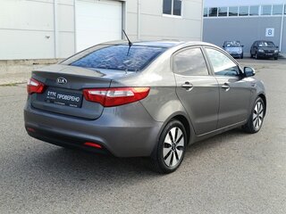 2013 Kia Rio 4-speed III, серый, 779000 рублей, вид 5