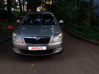 2011 Skoda Octavia II (A5) Рестайлинг, серый, 685000 рублей, вид 2