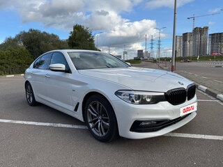 2018 BMW 5 серии 520d VII (G30/G31/G38), белый, 3450000 рублей, вид 4