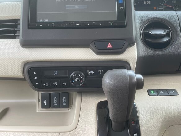 2018 Honda N-BOX II, белый - вид 10