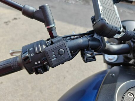 2019 Yamaha XSR700, синий, 650000 рублей, вид 5