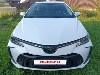 2021 Toyota Corolla XII (E210), белый, 1850000 рублей, вид 2
