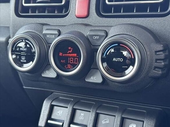 2023 Suzuki Jimny Sierra IV, белый, 1593000 рублей - вид 11