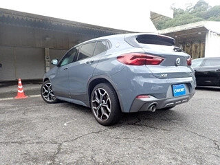 2021 BMW X2 sDrive18i I (F39), серебристый, 1599777 рублей - вид 6