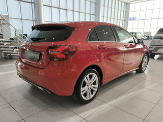 2016 Mercedes-Benz A-Класс 180 III (W176) Рестайлинг, красный, 1500000 рублей, вид 5