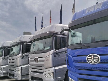 2024 FAW J7, белый, 8100000 рублей, вид 5