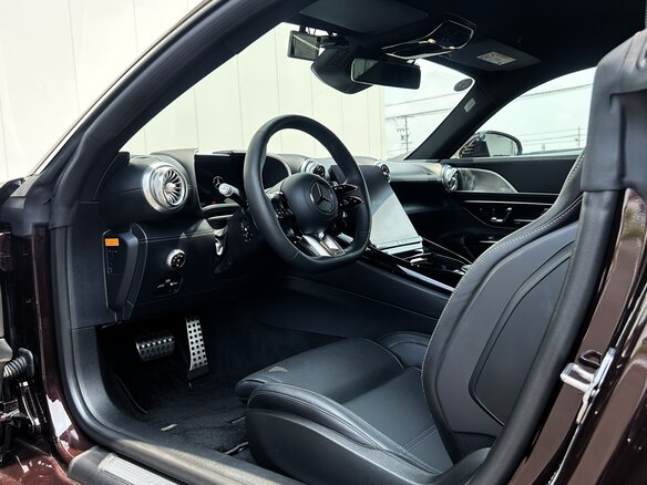 2024 Mercedes-Benz AMG GT 43 II, красный, 14000000 рублей - вид 17