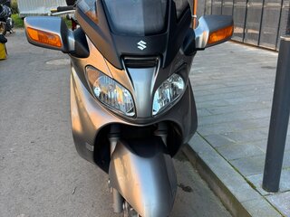 2010 Suzuki Burgman (SkyWave) 650, серый, 440000 рублей, вид 1