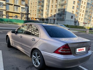2005 Mercedes-Benz C-Класс 200 II (W203) Рестайлинг, розовый, 340000 рублей, вид 5