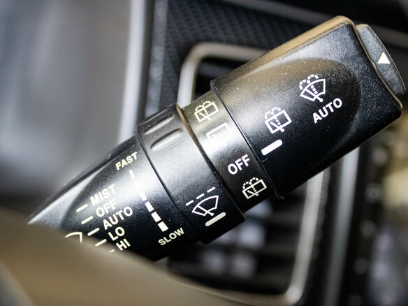 2011 SsangYong Actyon II, чёрный - вид 15