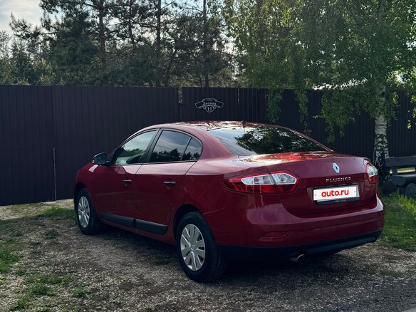 2010 Renault Fluence I, красный, 790000 рублей - вид 9