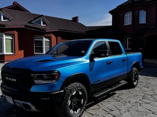 2022 Ram 1500 Quad Cab V, белый, 7900000 рублей, вид 2