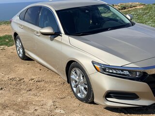 2018 Honda Accord X, золотистый, 1870000 рублей, вид 2